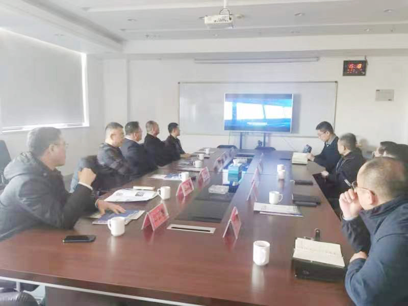 臨沂市蘭山區(qū)半程鎮(zhèn)政府及金鑼集團(tuán)一行蒞臨中凱冷鏈物流園參觀考察